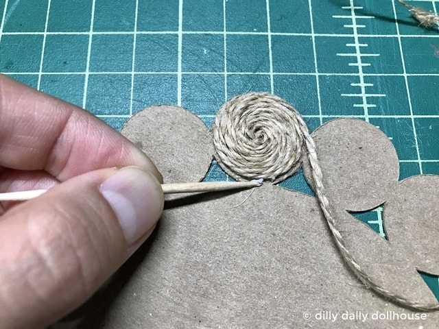 spiraling jute twine for dollhouse jute rug