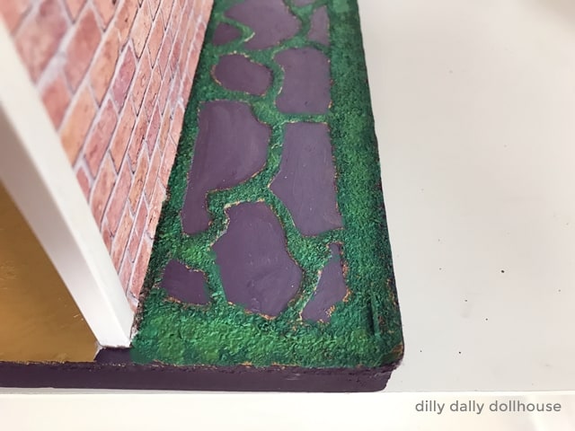 dollhouse faux flagstone with moss