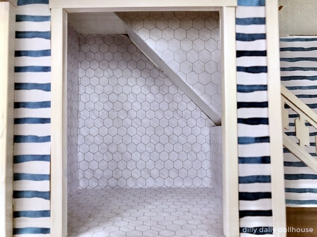 brio dollhouse bathroom marble tile wallpaper