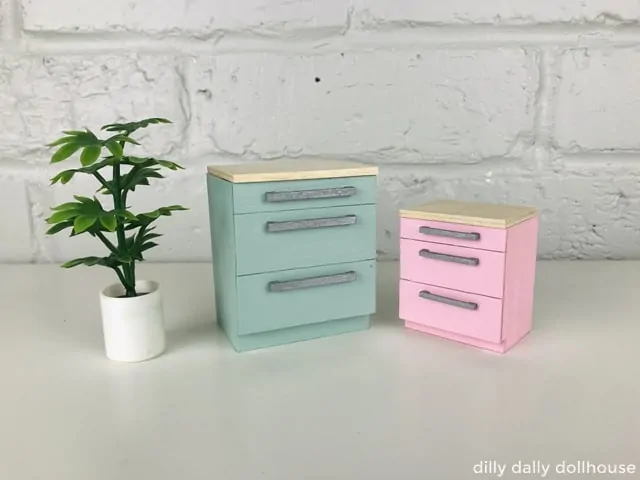 dollhouse kitchen cabinet in 1:12 and 1:16 scales