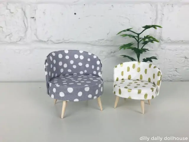 two round dollhouse chairs in 1:12 and 1:16 scales